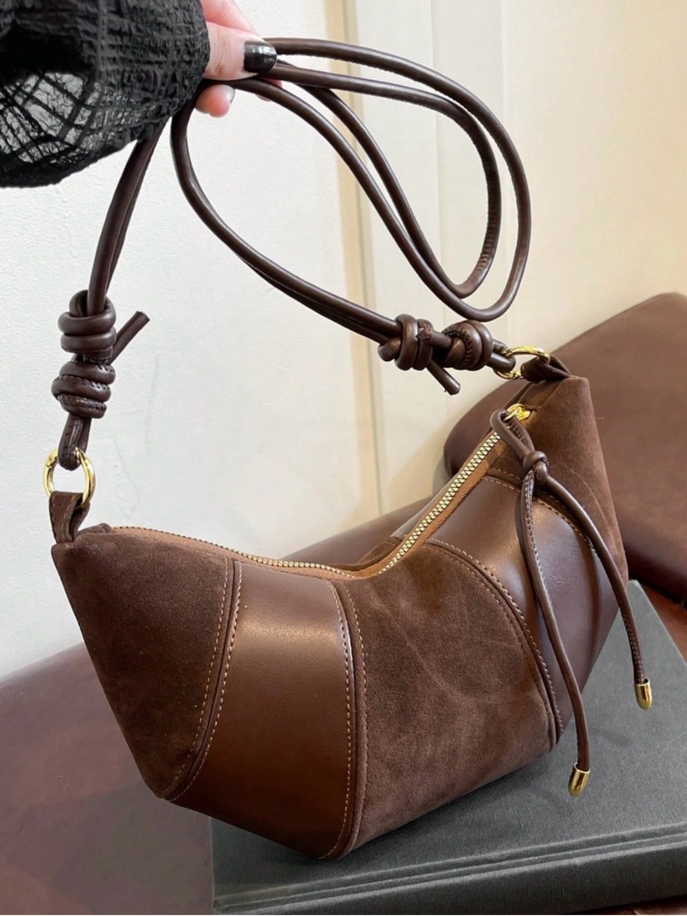 Half Moon Leather Bag - Picture 2 of 4